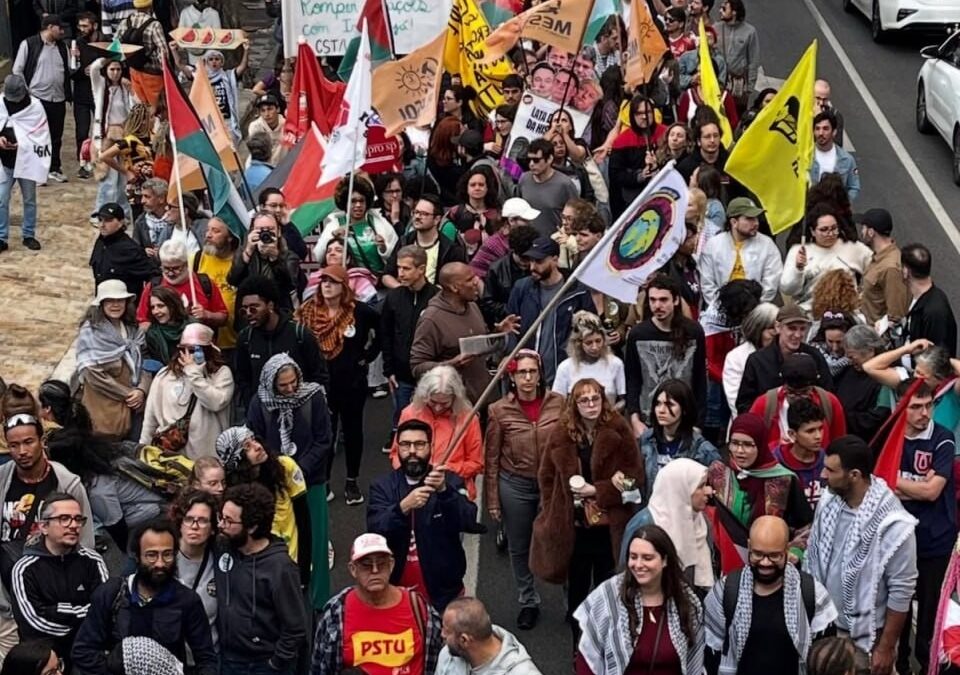 شبكة “شباب وطلبة – طريق التحرير” في مقابلة شاملة:  الاعتماد المفرط على العمل السلمي فشل في وقف الإبادة ولا يمكن أن يحل مكان النضال الفعال لتحرير فلسطين.